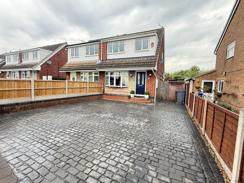 Cranford Way, Bucknall, Stoke on Trent, ST2 9PY