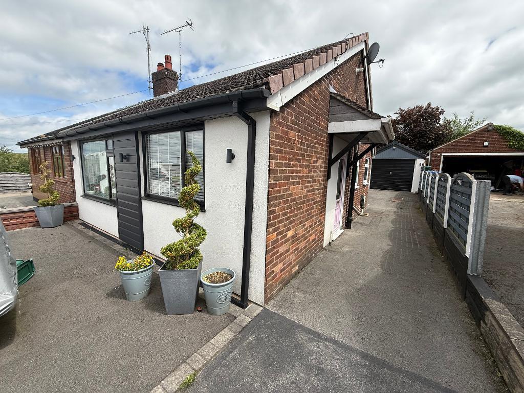 Caroline Close, Werrington, Stoke On Trent, ST9 0LU
